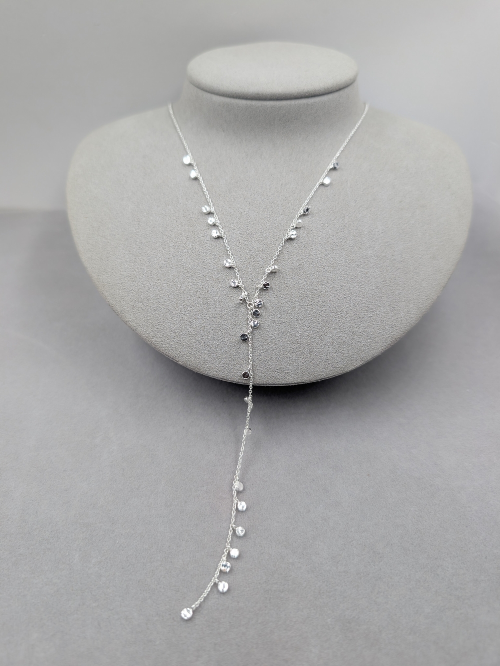 Gorjana Silver Tone Shimmer Disc Lariat Y Necklace with Pouch | M156